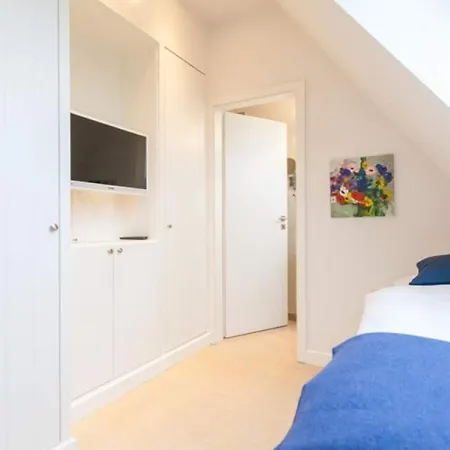 Feskerhues, Gret Palucca דירה ווסטרלנד